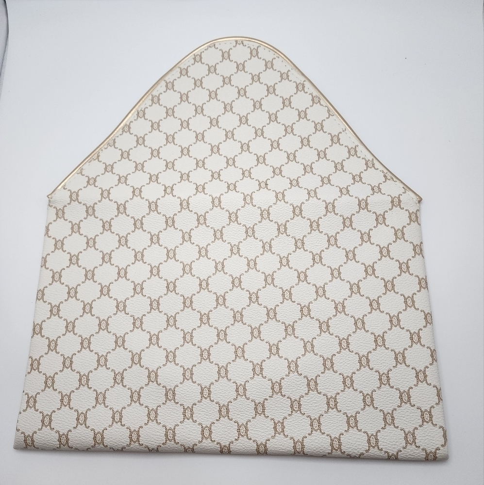 Designer Inspired Envelope Clutch - Picture 8 of 9